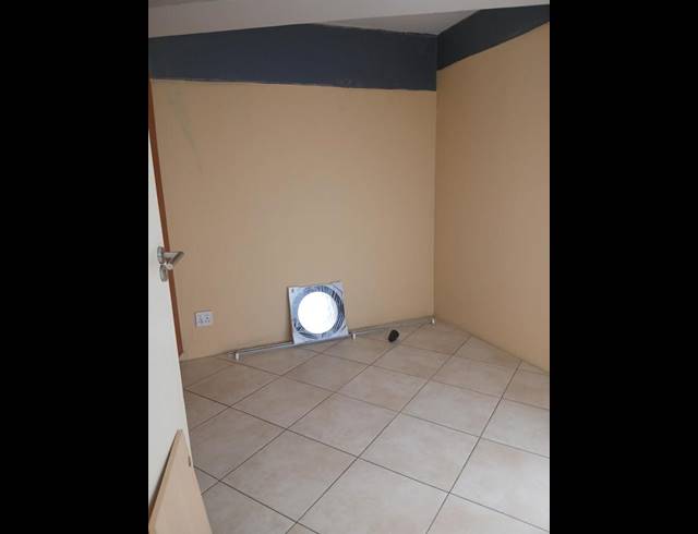 1 BEDROOM PROPERTY TO RENT IN BRAAMFONTEIN WERF